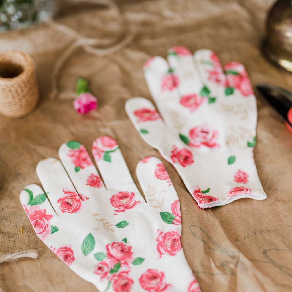 Gardening gloves