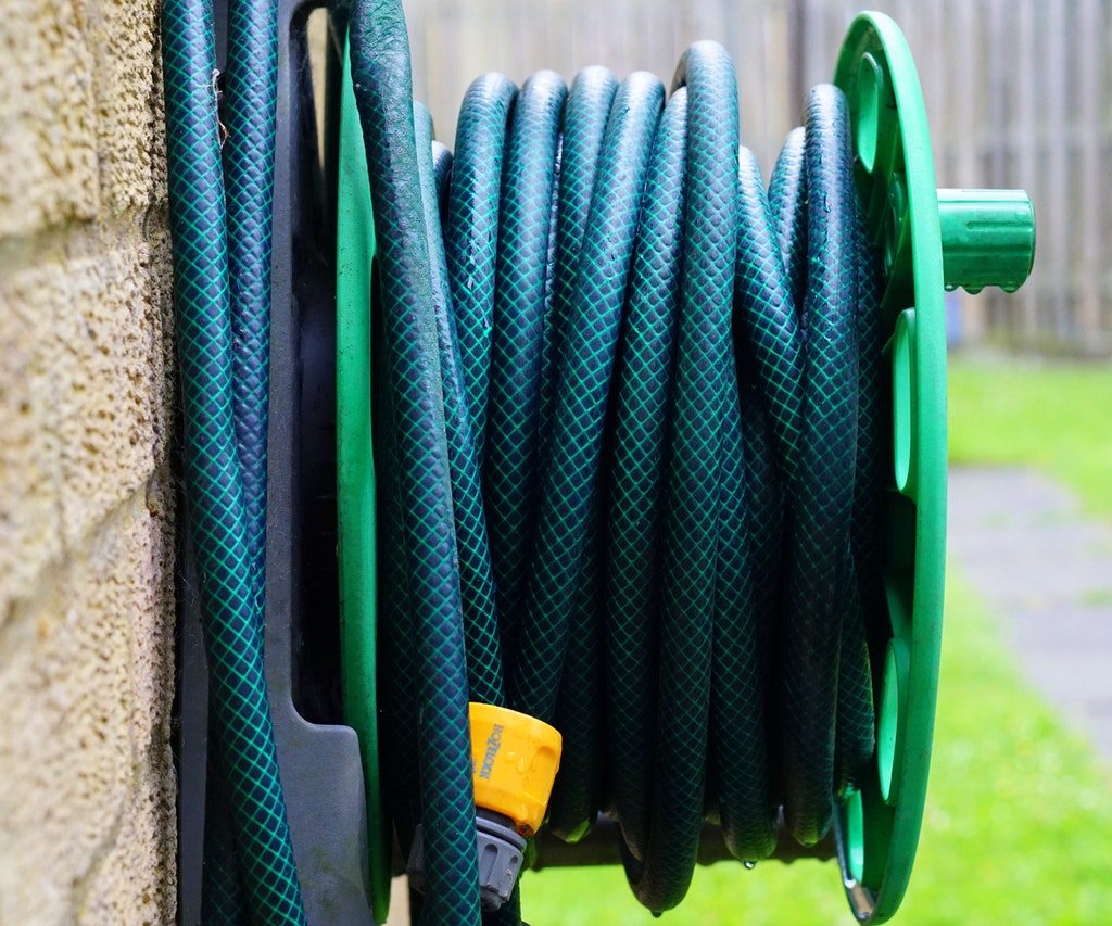 tidy garden hose