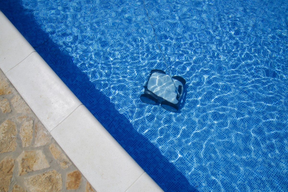 best pool vacuum robot