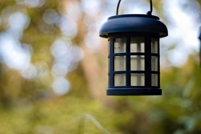the best solar hanging lanterns for outdoors