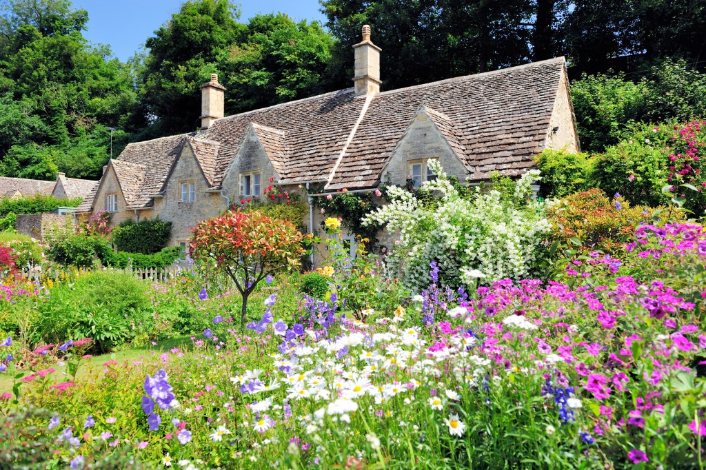 A beautiful English cottage garden