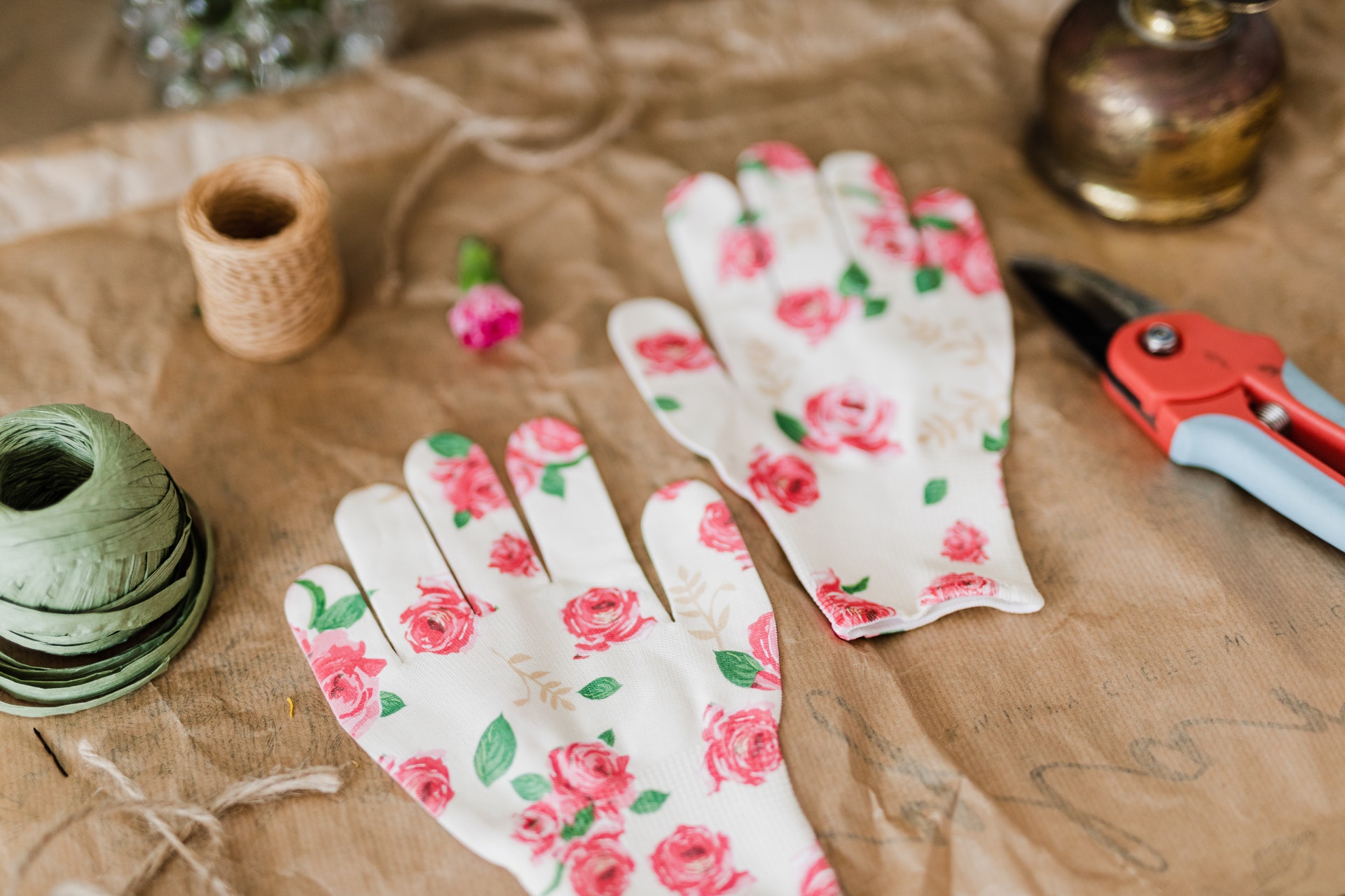Gardening gloves