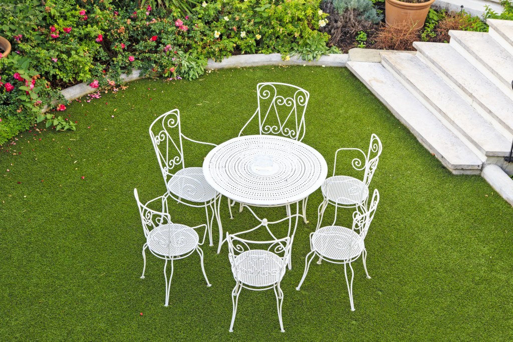 How To Identify Vintage Wrought Iron Furniture Happysprout Identify Vintage Wrought Iron Furniture, Second Hand Wrought Iron Outdoor Furniture