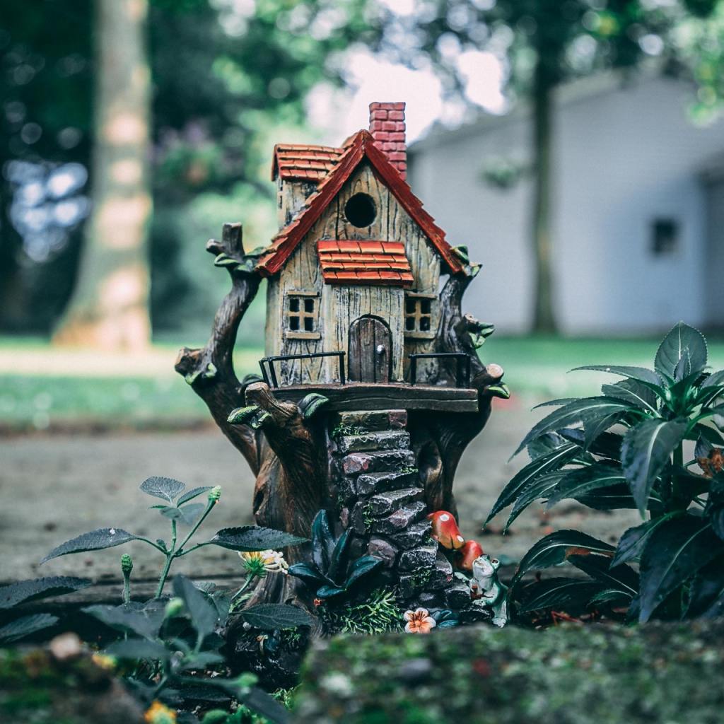 Garden decor