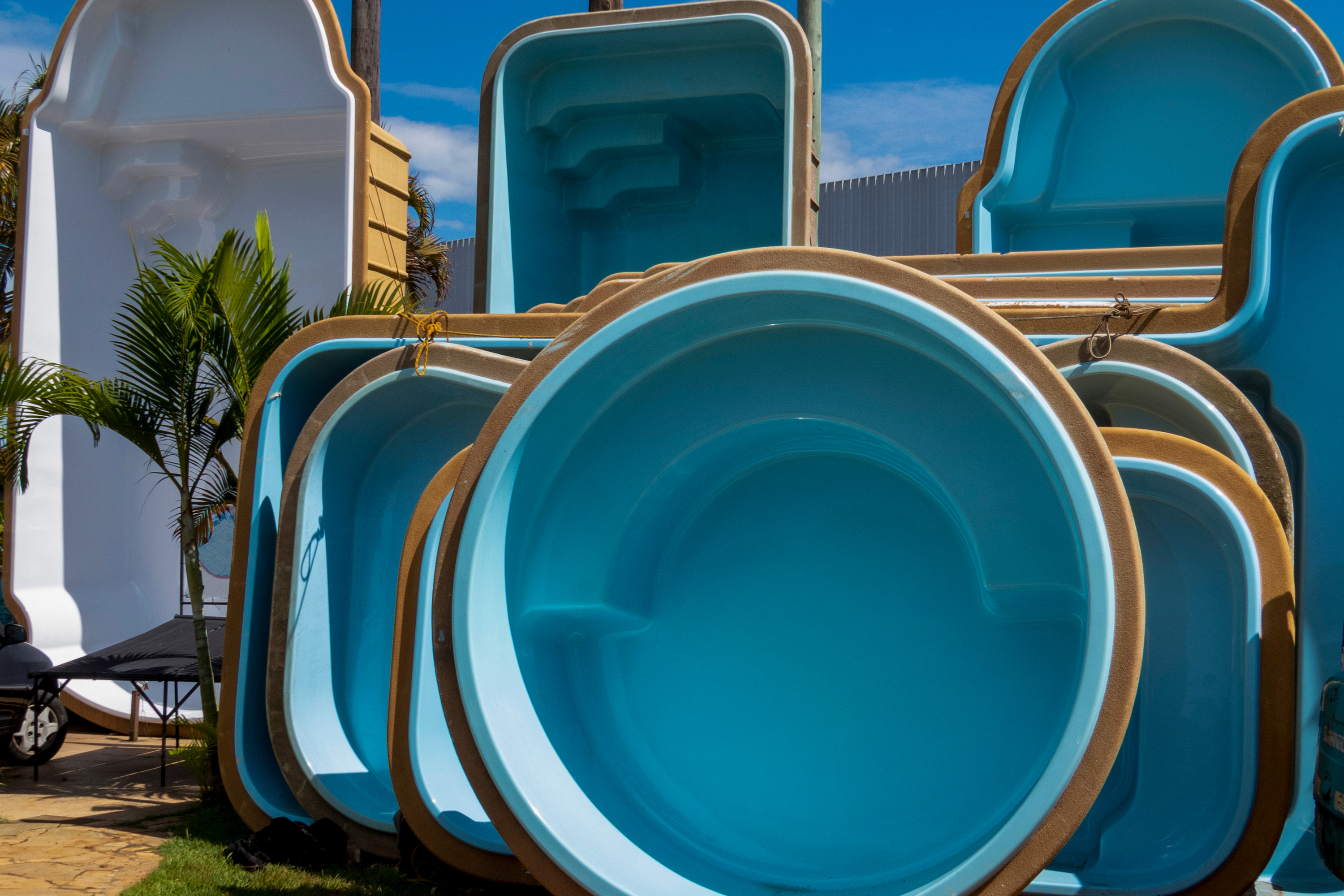 Fiberglass Pools On Display