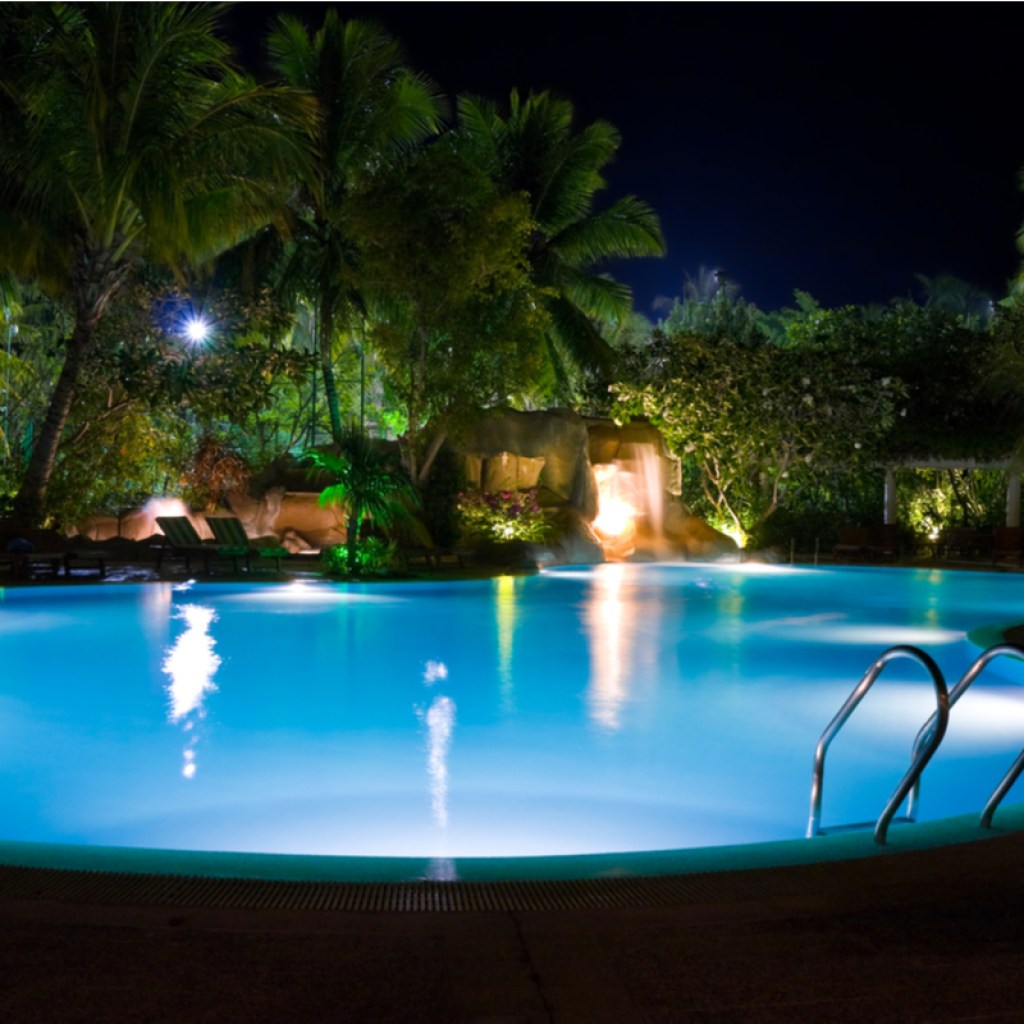 An example of a pool with trees, which you should avoid